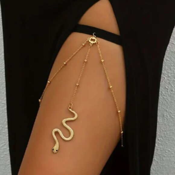 Gold Snake Chain Leg Jewelry - Picture 2 of 3